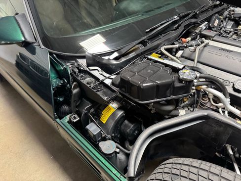 Used 1994 Chevrolet Corvette Convertible RWD image 31