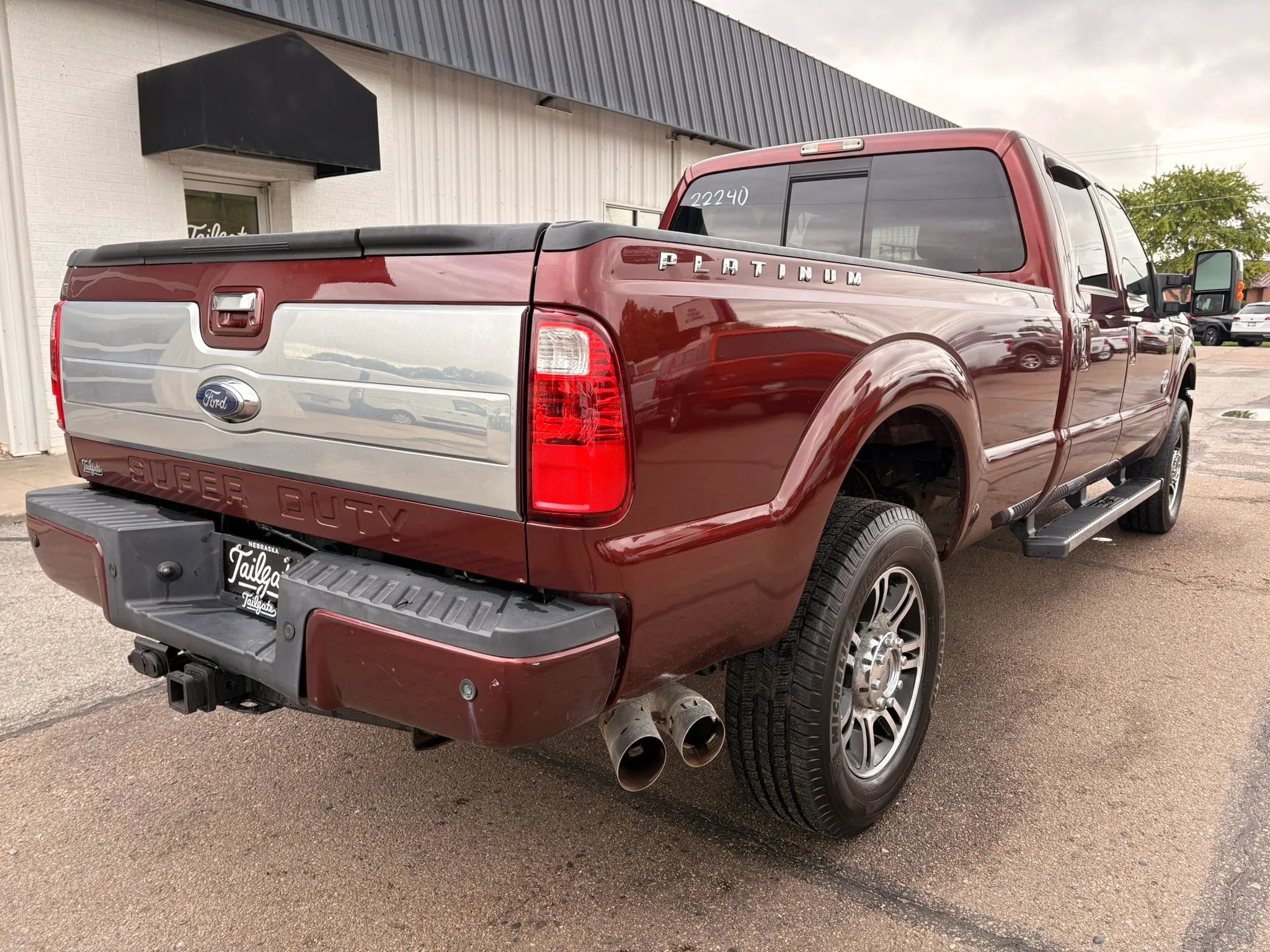 Used 2015 Ford F350 Platinum w/ Platinum Package AWD/4WD image 7