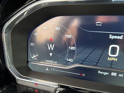 Used 2025 GMC Sierra 1500 Elevation w/ Elevation Premium Package image 17