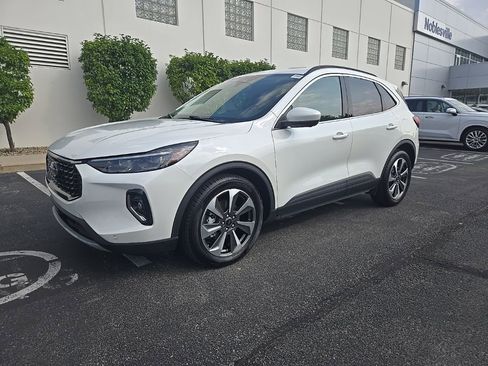 Used 2023 Ford Escape Platinum image 46