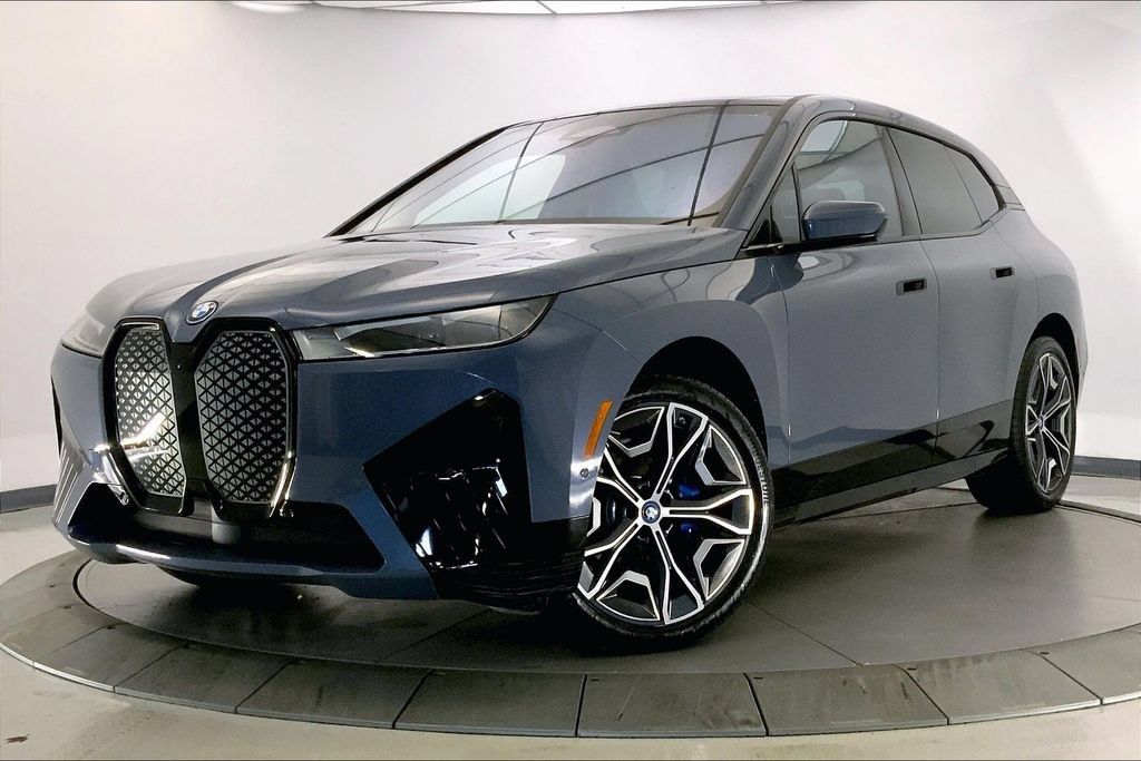 Certified 2024 BMW iX xDrive50 w/ Premium Package AWD/4WD image 11