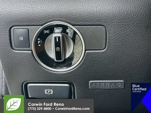 Used 2018 Mercedes-Benz SLC 300 image 13
