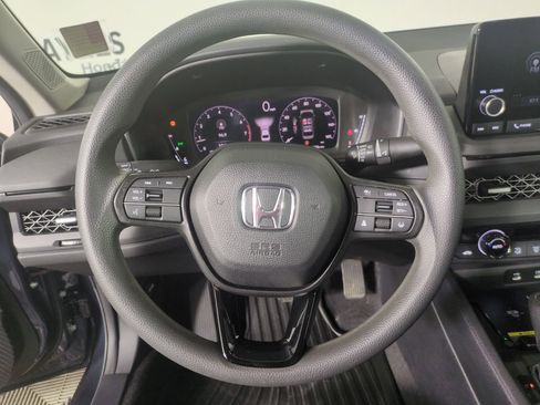 Certified 2023 Honda Accord EX image 18