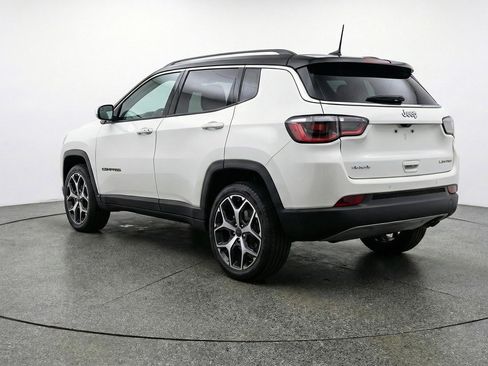 Used 2025 Jeep Compass Limited AWD/4WD image 6