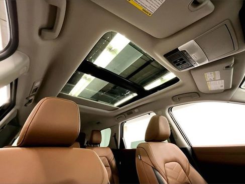 New 2025 Nissan Pathfinder Platinum w/ Lighting Package (N93) image 34