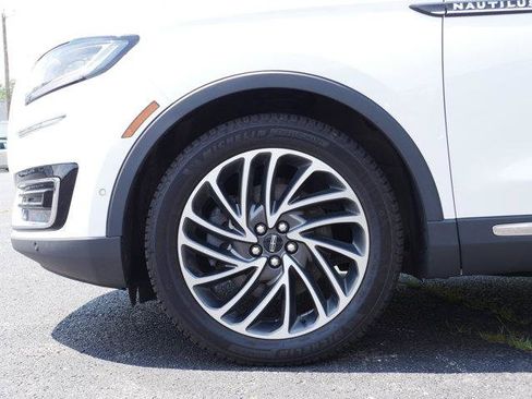 Used 2020 Lincoln Nautilus Reserve w/ Equipment Group 201A AWD/4WD image 12