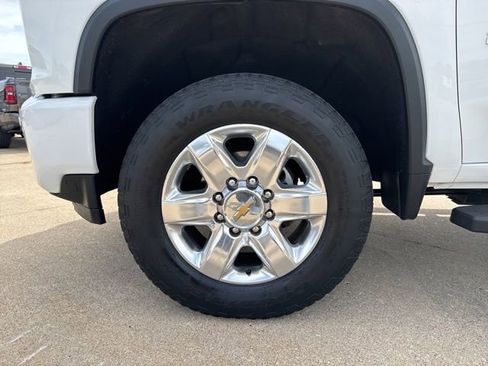 Used 2023 Chevrolet Silverado 2500 LTZ w/ Z71 Chrome Sport Edition AWD/4WD image 12