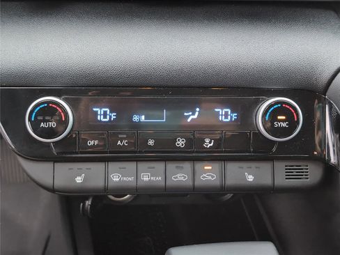 Used 2021 Hyundai Elantra SEL w/ Convenience + Premium Package image 22