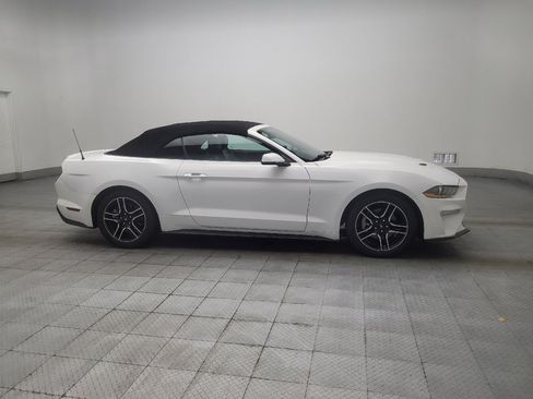 Used 2020 Ford Mustang Premium RWD image 11