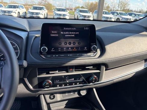 Certified 2026 Nissan Rogue SV AWD/4WD image 20