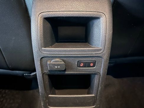 Used 2013 Volkswagen Jetta GLI image 17