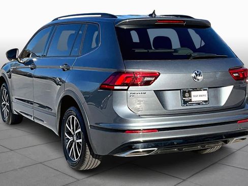 Used 2020 Volkswagen Tiguan SE R-Line image 11