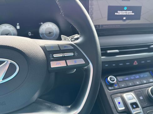 Used 2024 Hyundai Palisade Limited image 23