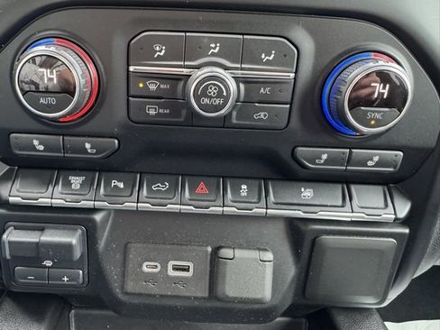 Used 2020 Chevrolet Silverado 2500 LT w/ All Star Edition image 23