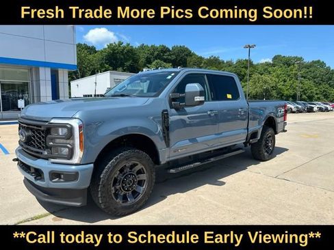 Used 2023 Ford F250 Lariat w/ Sport Appearance Package AWD/4WD image 1