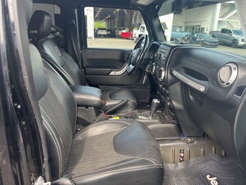 Used 2015 Jeep Wrangler Unlimited Sport image 6