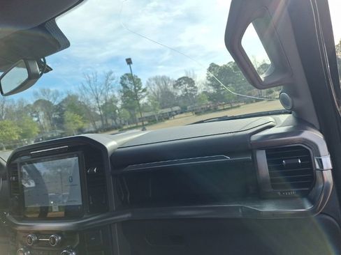 Used 2021 Ford F150 Lariat w/ Equipment Group 502A High image 21