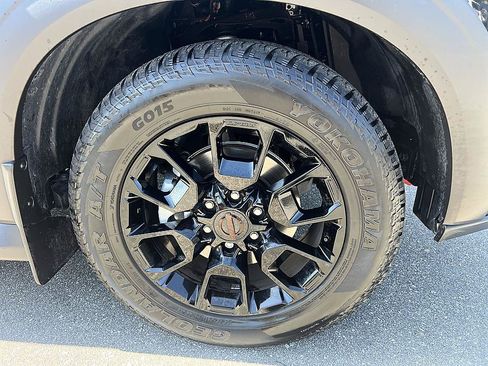 Certified 2025 Nissan Armada PRO-4X w/ Pro-4X Premium Package AWD/4WD image 12