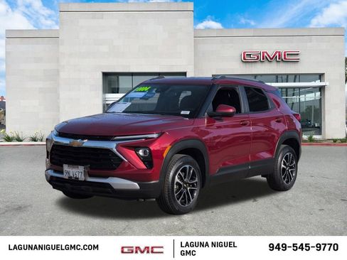 Certified 2024 Chevrolet TrailBlazer LT w/ Driver Confidence Package AWD/4WD image 1
