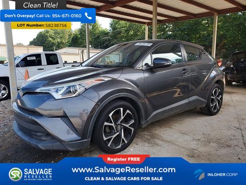 Used 2018 Toyota C-HR XLE FWD image 1