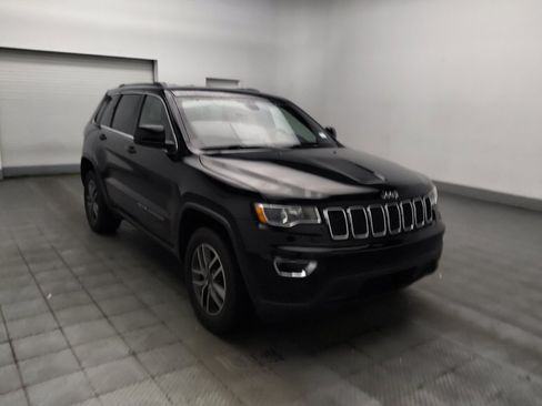 Used 2020 Jeep Grand Cherokee Laredo w/ Laredo X Package RWD image 13