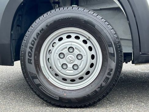 Used 2024 RAM ProMaster 2500 FWD image 31