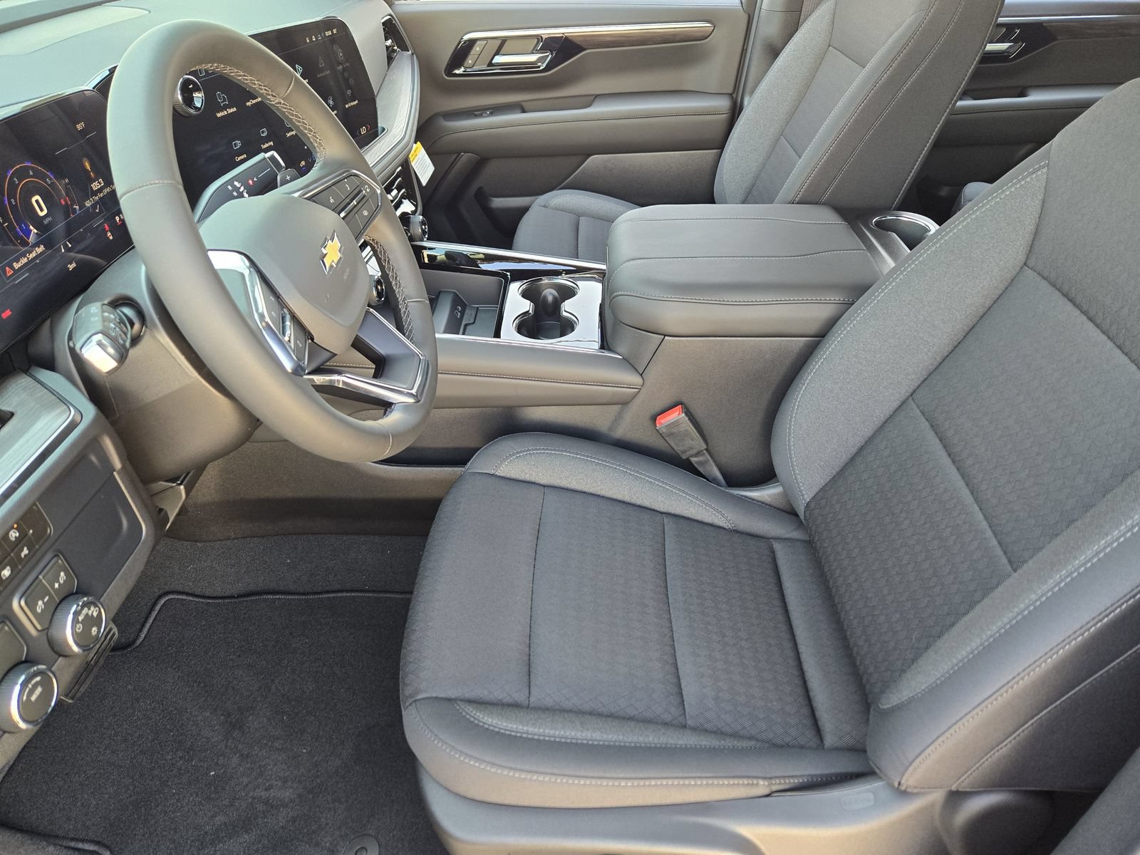 New 2026 Chevrolet Suburban LS w/ LPO, Dark Essentials Package RWD image 8