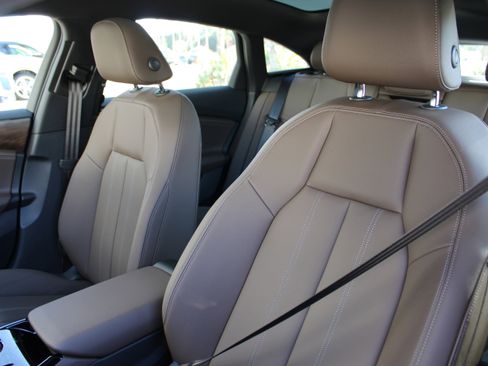 New 2025 Audi A6 e-tron Premium image 19