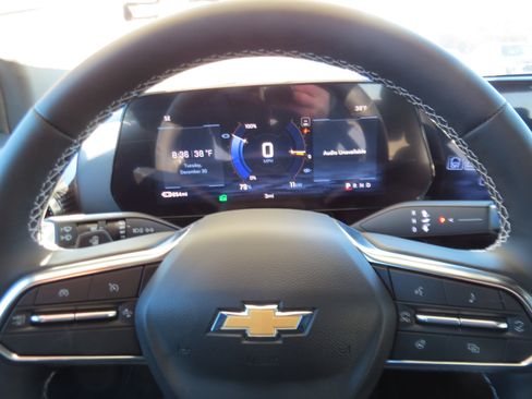 New 2026 Chevrolet Blazer EV LT image 18