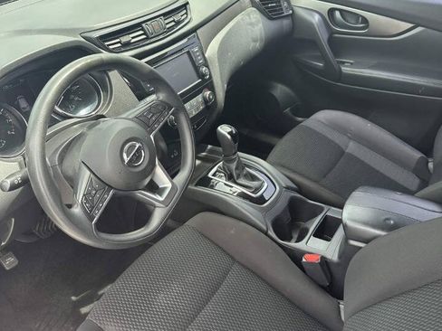 Used 2019 Nissan Rogue Sport S FWD image 4