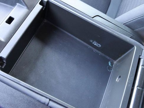 Used 2021 GMC Sierra 1500 Elevation image 21