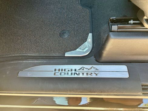 Used 2023 Chevrolet Silverado 1500 High Country RWD image 20