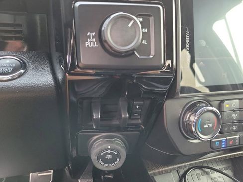 Certified 2020 Ford F250 Lariat w/ Lariat Ultimate Package image 29