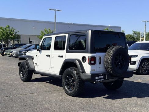 Certified 2022 Jeep Wrangler Unlimited Sport AWD/4WD image 4