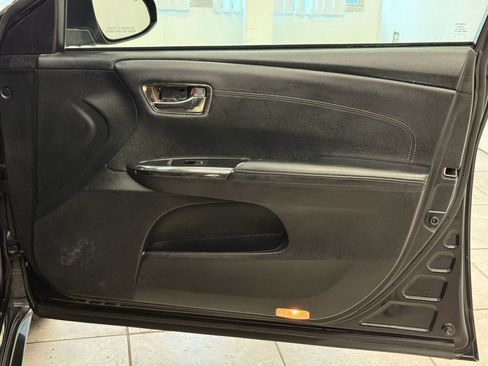 Used 2018 Toyota Avalon XLE image 23