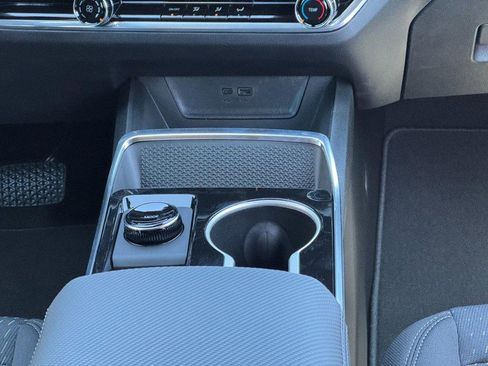 New 2026 Chevrolet Equinox LT image 10