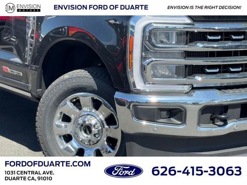 New 2025 Ford F250 Platinum image 4