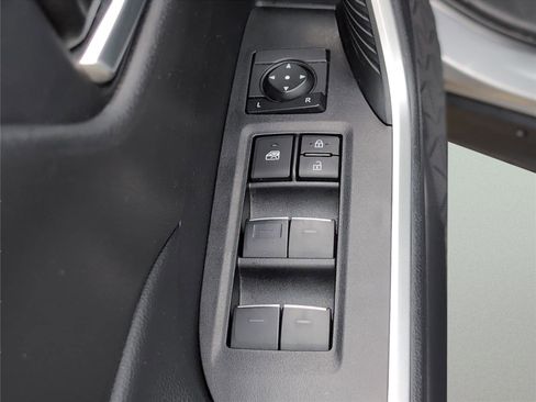 Used 2024 Toyota RAV4 XLE FWD image 16