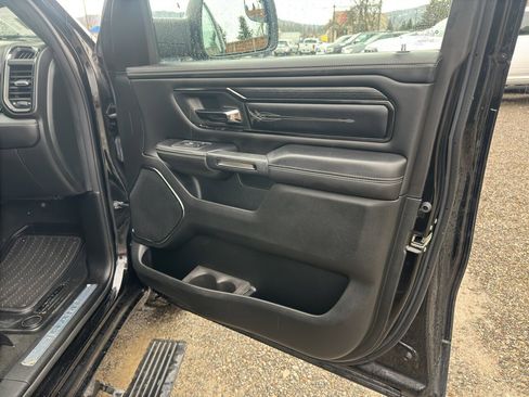Used 2022 RAM 1500 Limited w/ Body-Colour Bumper Group image 64
