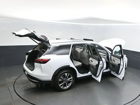 Certified 2026 INFINITI QX60 Pure w/ Cargo Package image 50