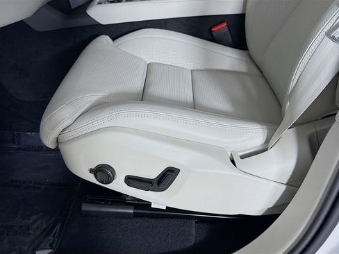 New 2026 Volvo XC90 T8 Ultra w/ Protection Package image 20