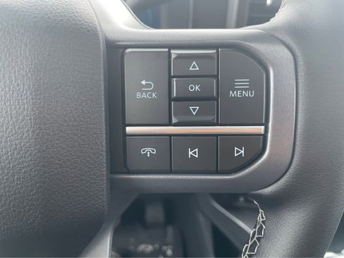 Used 2026 Ford F350 Lariat w/ FX4 Off-Road Package image 19