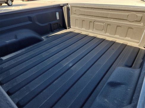 Certified 2021 Jeep Gladiator Sport image 9