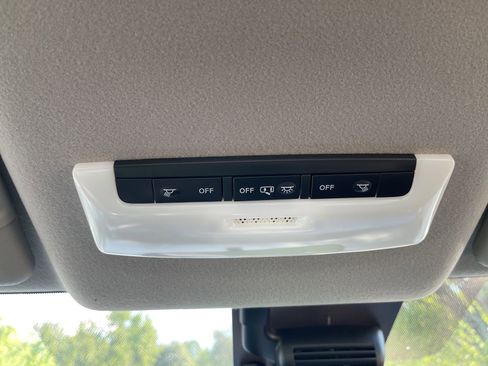 New 2025 Nissan Versa SV w/ Trunk Package image 18