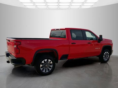 Used 2025 Chevrolet Silverado 2500 Custom w/ Custom Convenience Package image 9