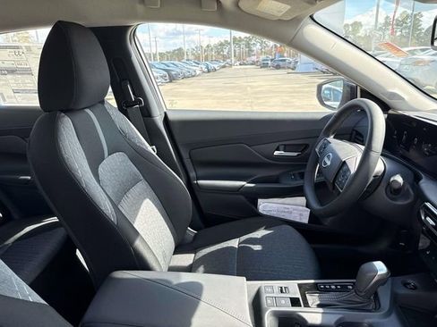 New 2026 Nissan Sentra SV w/ SV Convenience Package FWD image 13