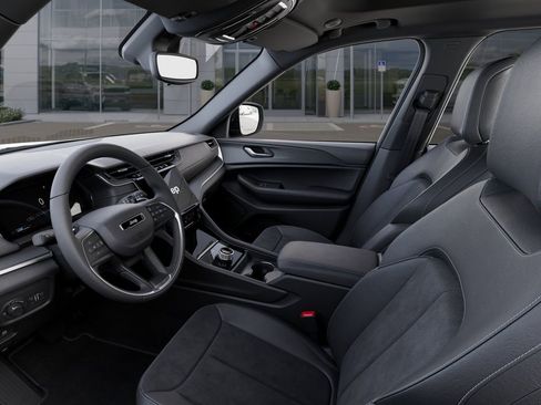 New 2025 Jeep Grand Cherokee Altitude AWD/4WD image 22
