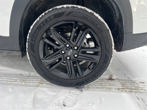 Used 2025 Chevrolet Trax ACTIV w/ Driver Confidence Package image 35