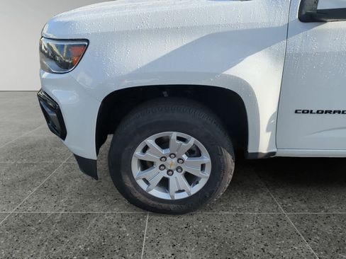 Used 2022 Chevrolet Colorado LT w/ Safety Package image 14