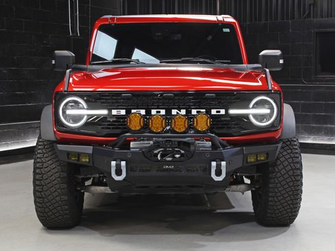 Used 2023 Ford Bronco Wildtrak AWD/4WD image 13